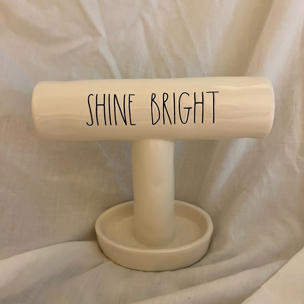 Shine bright Rae dun jewelry holder very good condition